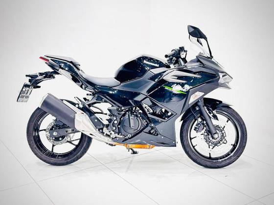 KAWASAKI NINJA 300 KAWASAKI NINJA 300